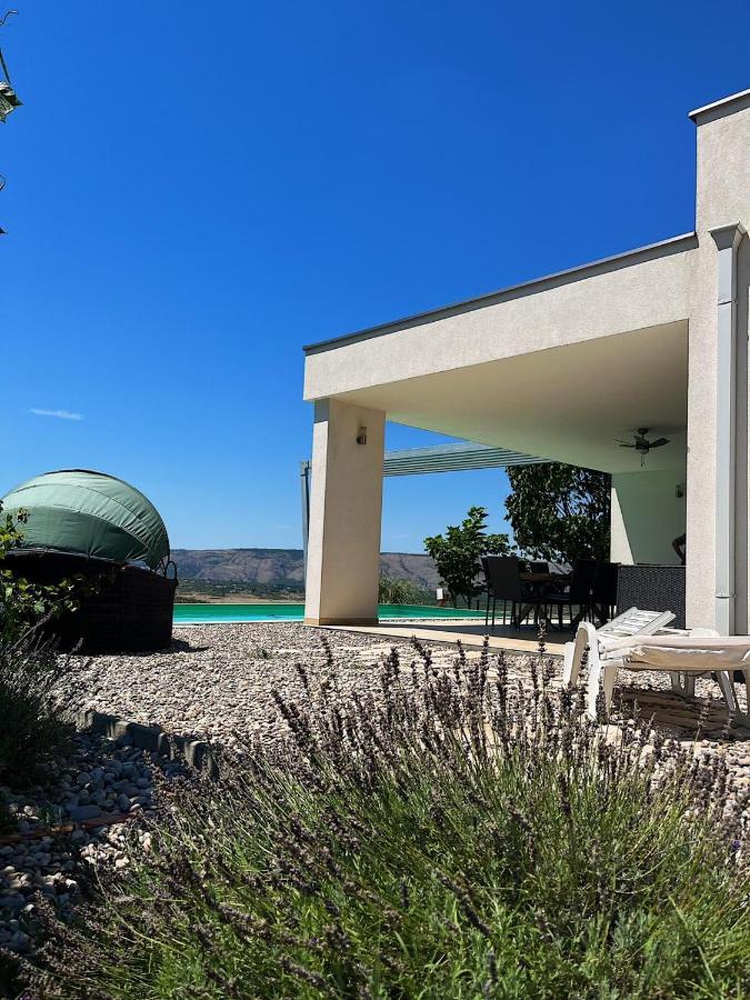 Villa Mona ,Heated Swimming Pool Mostar Buitenkant foto
